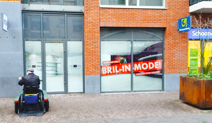 bril-in-mode-belettering_ulft_na